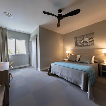 מלון Hotel Combarro *