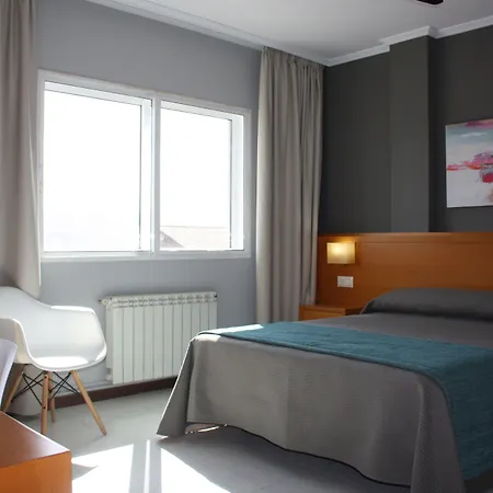 فندق Hotel Combarro