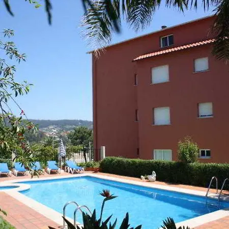 Hotel Combarro فندق