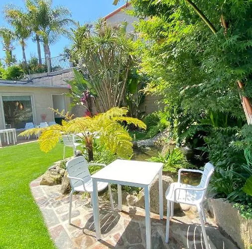 Hotel Combarro מלון