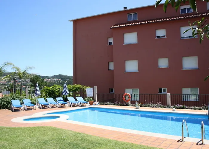 מלון Hotel Combarro קומבארו